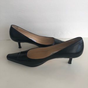 Manolo Blahnik Black Leather Kitten Heel Pumps